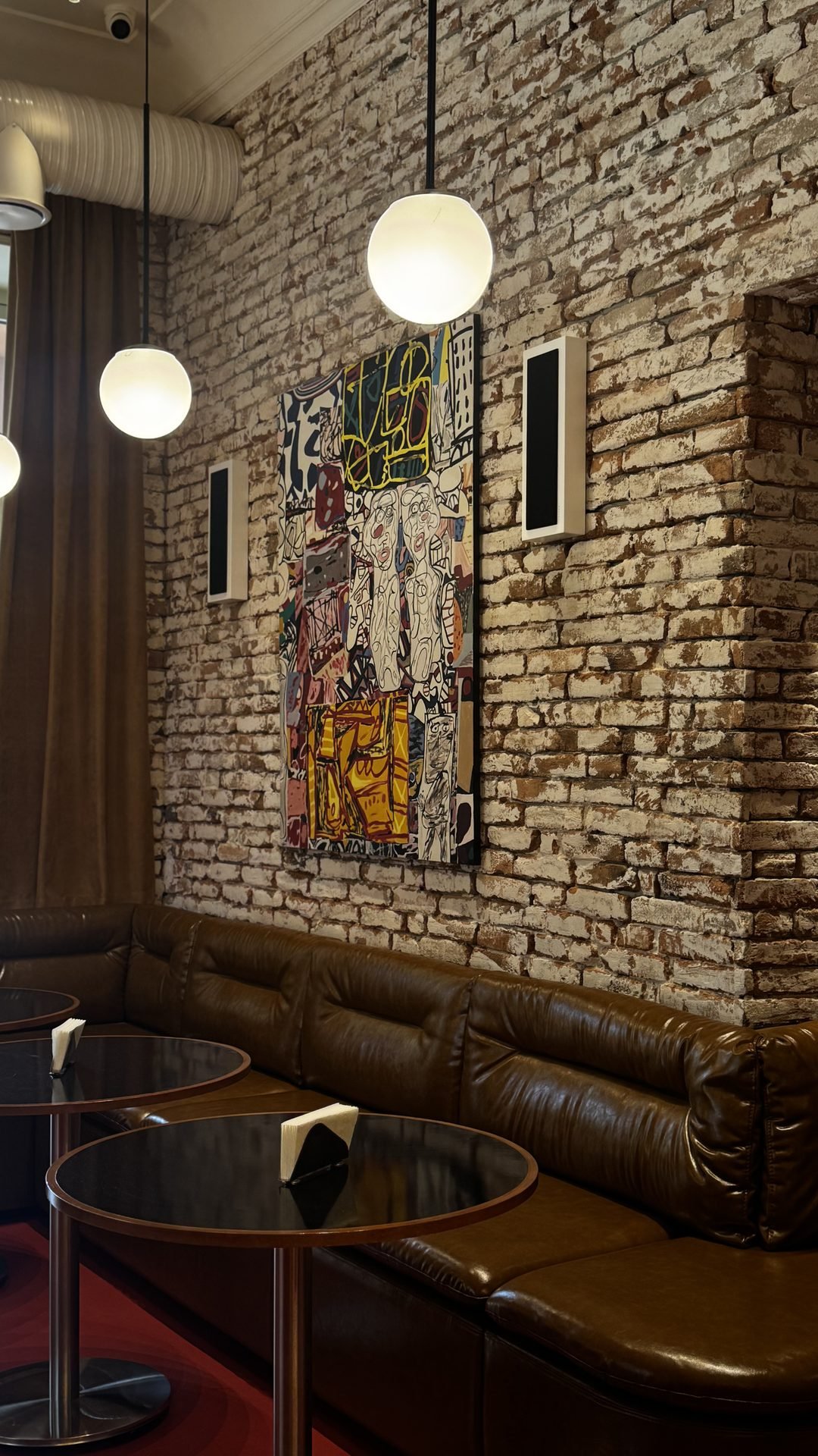 Cabinet Café & Restaurant image 1